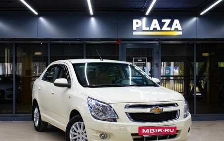 Chevrolet Cobalt II, 2014 год, 649 000 рублей, 2 фотография