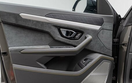 Lamborghini Urus I, 2021 год, 24 990 000 рублей, 22 фотография