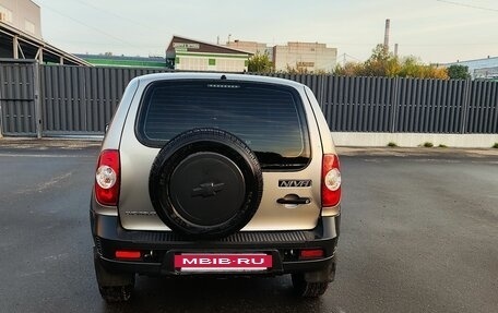 Chevrolet Niva I рестайлинг, 2016 год, 540 000 рублей, 5 фотография