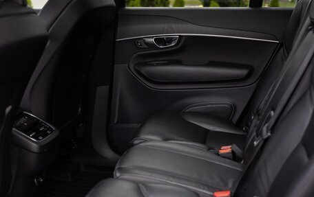 Volvo XC90 II рестайлинг, 2019 год, 3 250 000 рублей, 10 фотография