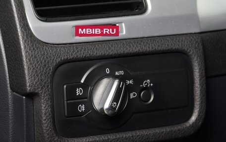 Volkswagen Touareg III, 2011 год, 1 550 000 рублей, 10 фотография