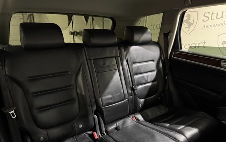 Volkswagen Touareg III, 2011 год, 1 550 000 рублей, 22 фотография