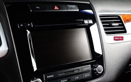 Volkswagen Touareg III, 2011 год, 1 550 000 рублей, 15 фотография
