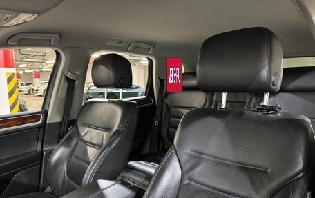 Volkswagen Touareg III, 2011 год, 1 550 000 рублей, 21 фотография