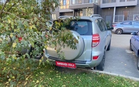 Toyota RAV4, 2010 год, 1 100 000 рублей, 4 фотография