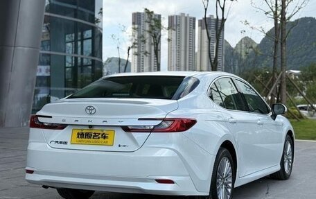 Toyota Camry, 2025 год, 3 350 979 рублей, 4 фотография