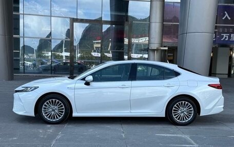 Toyota Camry, 2025 год, 3 350 979 рублей, 7 фотография