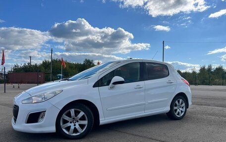 Peugeot 308 II, 2013 год, 549 999 рублей, 2 фотография