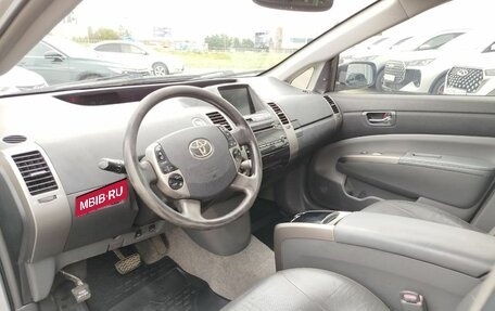 Toyota Prius, 2008 год, 790 000 рублей, 9 фотография