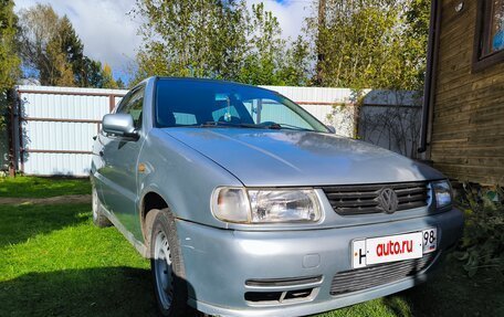 Volkswagen Polo III рестайлинг, 1998 год, 150 000 рублей, 2 фотография