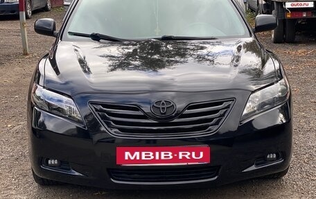 Toyota Camry, 2008 год, 870 000 рублей, 2 фотография