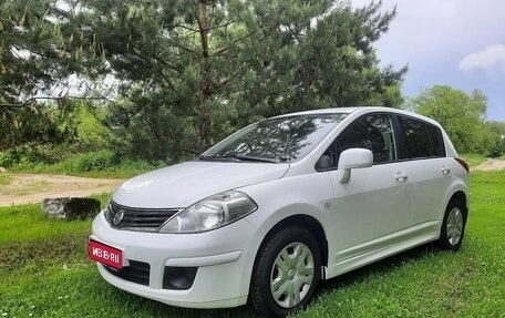 Nissan Tiida, 2011 год, 850 000 рублей, 1 фотография