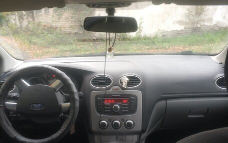 Ford Focus II рестайлинг, 2010 год, 520 000 рублей, 2 фотография
