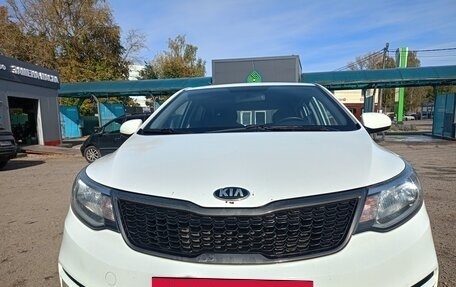KIA Rio III рестайлинг, 2017 год, 1 000 000 рублей, 4 фотография