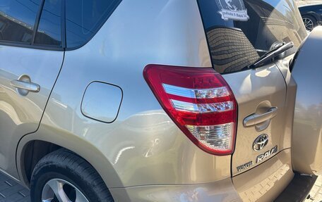 Toyota RAV4, 2011 год, 1 000 000 рублей, 6 фотография