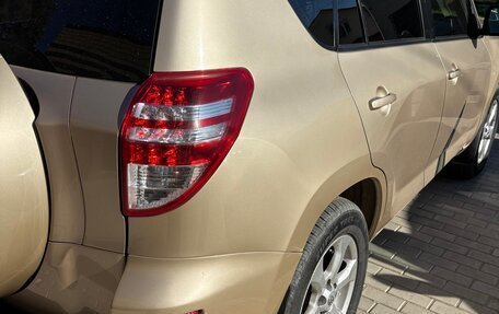 Toyota RAV4, 2011 год, 1 000 000 рублей, 8 фотография