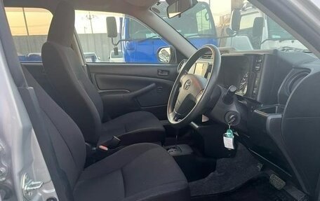 Toyota Probox I, 2022 год, 1 000 000 рублей, 12 фотография