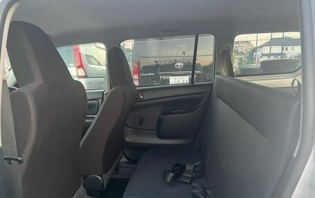 Toyota Probox I, 2022 год, 1 000 000 рублей, 16 фотография