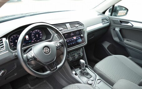 Volkswagen Tiguan II, 2017 год, 2 679 000 рублей, 13 фотография