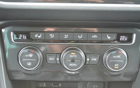 Volkswagen Tiguan II, 2017 год, 2 679 000 рублей, 29 фотография