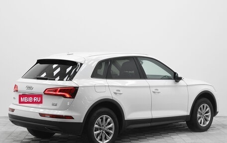 Audi Q5, 2018 год, 2 890 000 рублей, 2 фотография