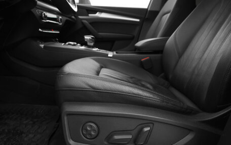 Audi Q5, 2018 год, 2 890 000 рублей, 16 фотография