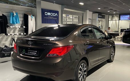 Hyundai Solaris II рестайлинг, 2015 год, 770 000 рублей, 4 фотография