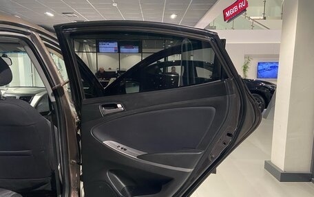 Hyundai Solaris II рестайлинг, 2015 год, 770 000 рублей, 10 фотография