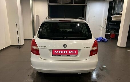 Skoda Fabia II, 2013 год, 680 000 рублей, 4 фотография