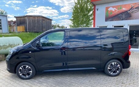 Opel Zafira Life I, 2024 год, 6 990 000 рублей, 5 фотография