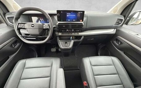 Opel Zafira Life I, 2024 год, 6 990 000 рублей, 11 фотография