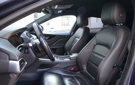 Jaguar F-Pace, 2016 год, 2 490 000 рублей, 5 фотография