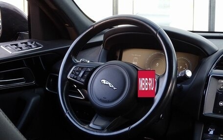 Jaguar F-Pace, 2016 год, 2 490 000 рублей, 9 фотография