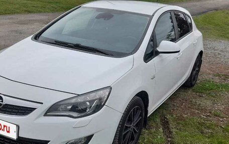Opel Astra J, 2012 год, 630 000 рублей, 7 фотография