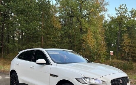 Jaguar F-Pace, 2019 год, 2 990 000 рублей, 5 фотография