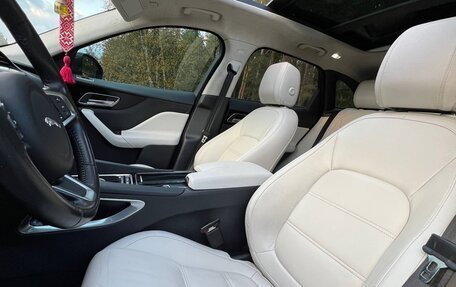 Jaguar F-Pace, 2019 год, 2 990 000 рублей, 32 фотография
