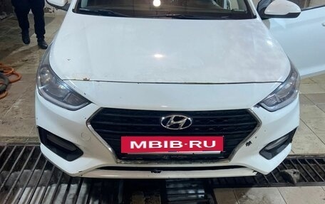 Hyundai Solaris II рестайлинг, 2017 год, 990 000 рублей, 14 фотография