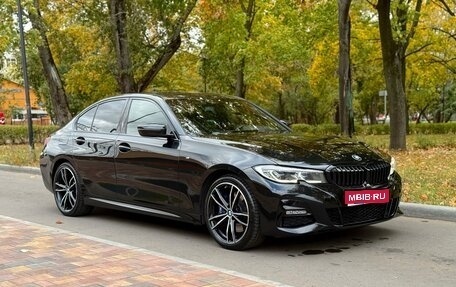 BMW 3 серия, 2019 год, 3 650 000 рублей, 1 фотография