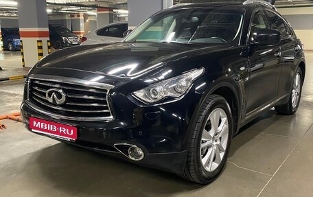 Infiniti QX70, 2016 год, 2 938 000 рублей, 1 фотография