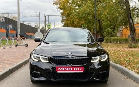 BMW 3 серия, 2019 год, 3 650 000 рублей, 2 фотография