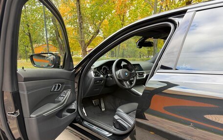 BMW 3 серия, 2019 год, 3 650 000 рублей, 11 фотография