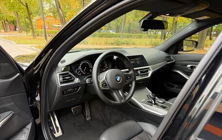 BMW 3 серия, 2019 год, 3 650 000 рублей, 12 фотография