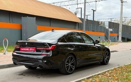 BMW 3 серия, 2019 год, 3 650 000 рублей, 8 фотография