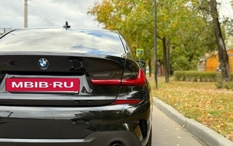 BMW 3 серия, 2019 год, 3 650 000 рублей, 9 фотография