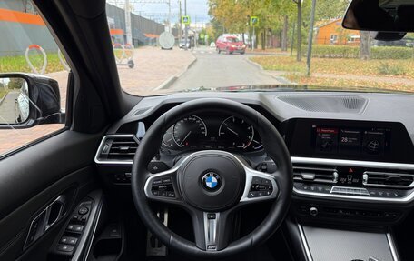 BMW 3 серия, 2019 год, 3 650 000 рублей, 19 фотография