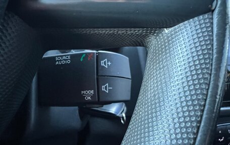 Renault Sandero II рестайлинг, 2017 год, 899 000 рублей, 21 фотография