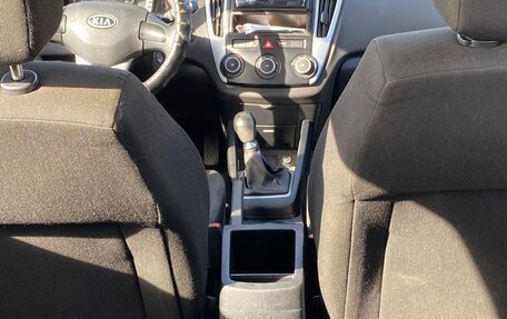 KIA cee'd I рестайлинг, 2010 год, 550 000 рублей, 2 фотография