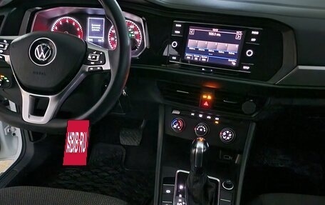 Volkswagen Jetta VI, 2018 год, 1 590 000 рублей, 6 фотография
