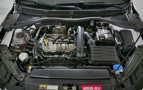 Volkswagen Jetta VI, 2018 год, 1 590 000 рублей, 7 фотография
