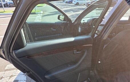Audi A4, 2001 год, 1 500 000 рублей, 5 фотография